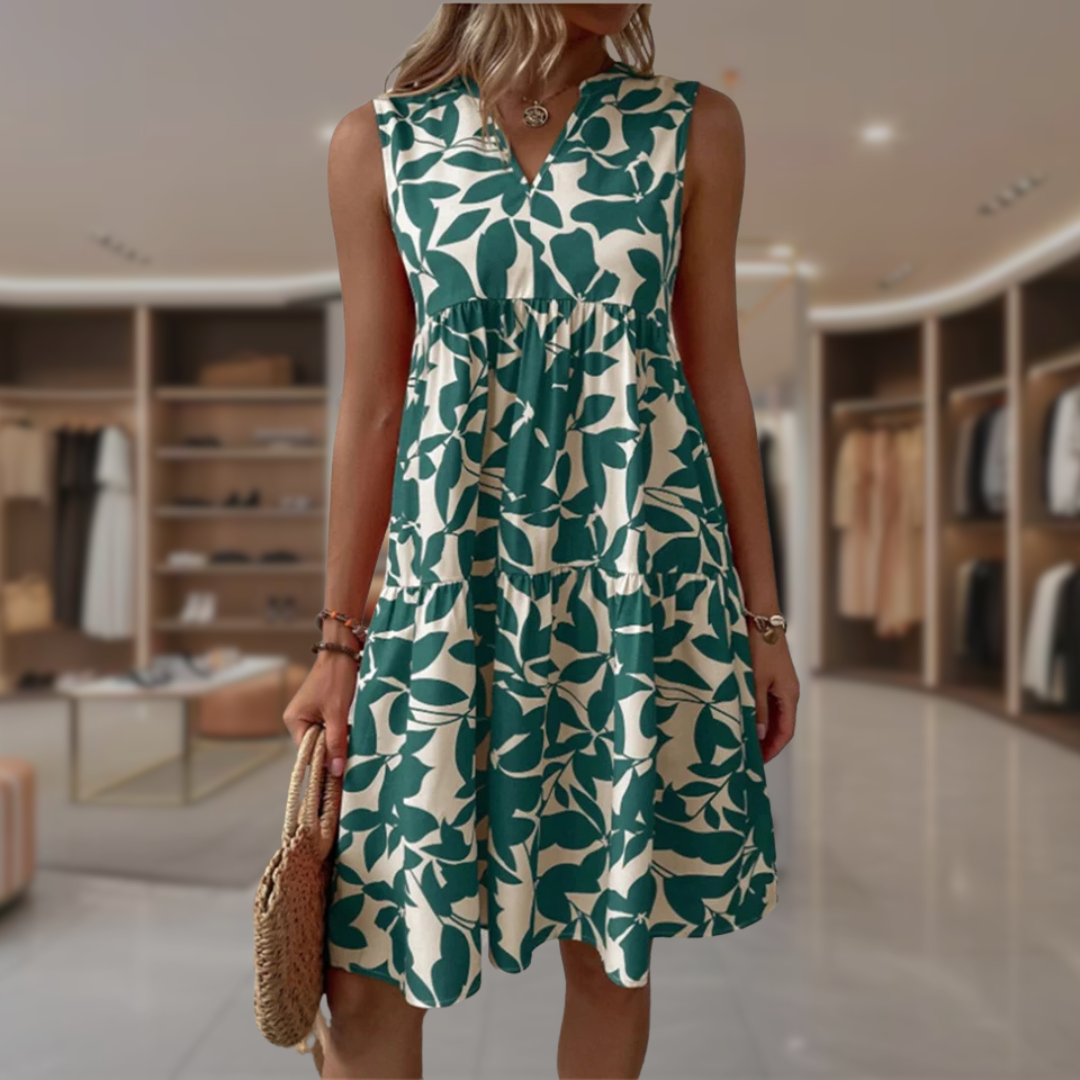 Elvie | Flattering Floral Dress